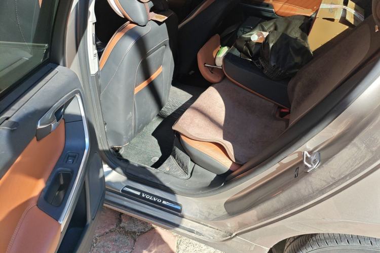 Used Volvo S60 2015 S60L T5 Intelligent Drive Edition Left Rear Seat