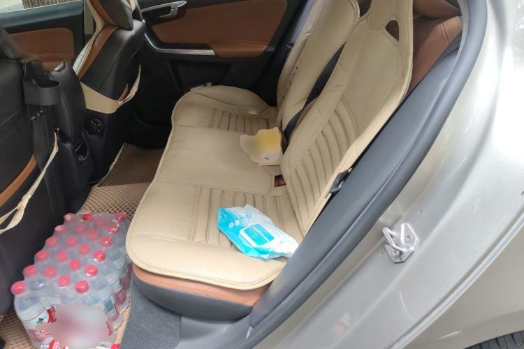 Used Volvo S60 2015 S60L 2.0T Zhiyuan Edition Left Rear Seat