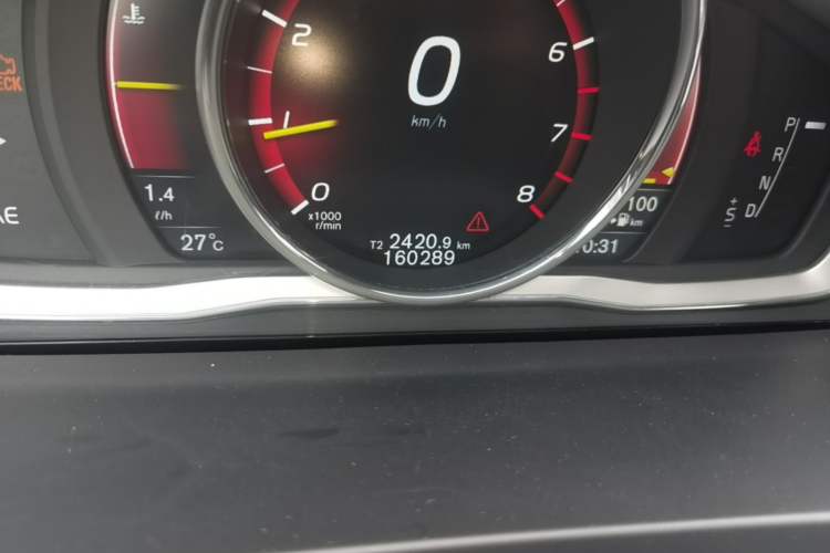 Used Volvo S60 2015 S60L T5 Intelligent Drive Edition Odometer Close Up