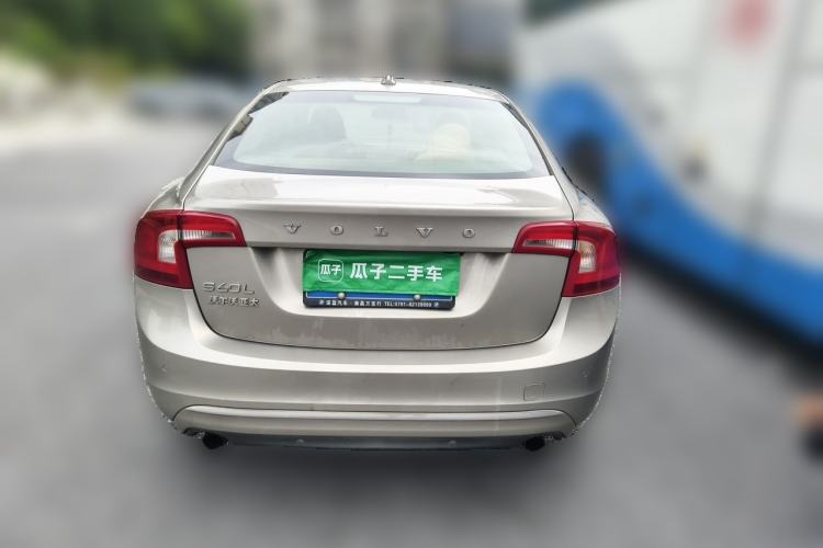Used Volvo S60 2015 S60L 2.0T Zhiyuan Edition Rear