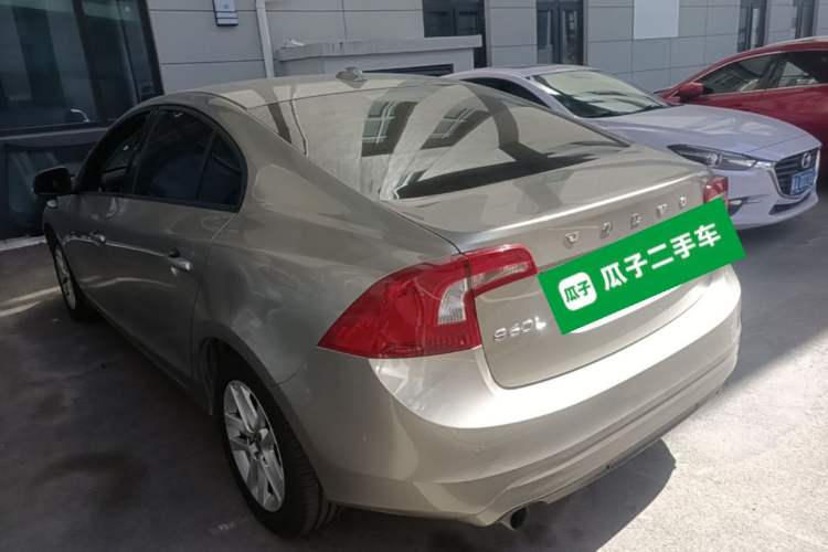 Used Volvo S60 2015 S60L 2.0T Smart Drive Edition Rear Left 45 Deg