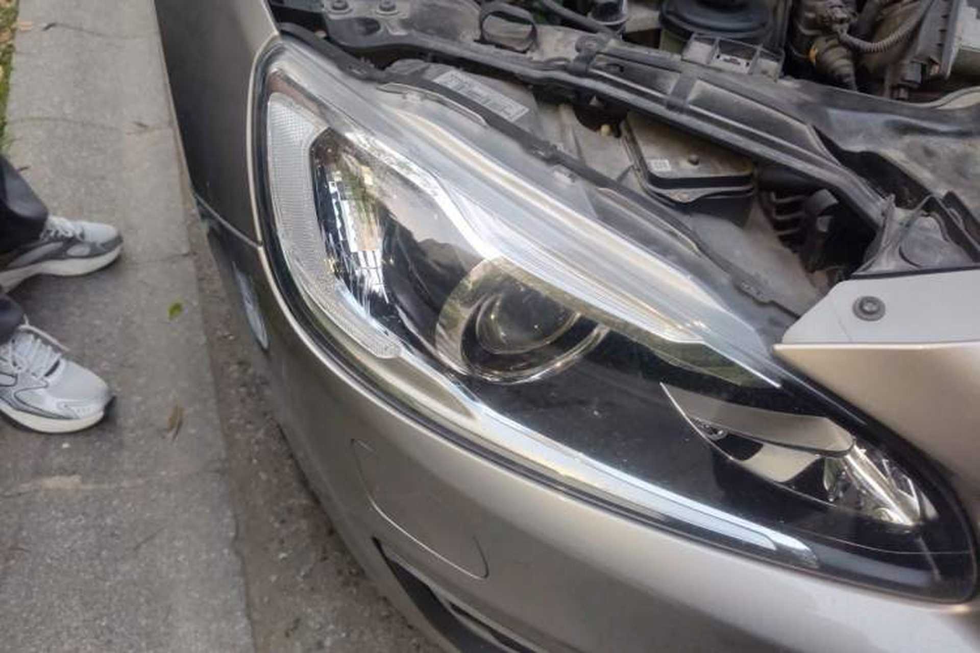 Used Volvo S60 2015 S60L 2.0T Zhiyuan Edition Right Front Headlight
