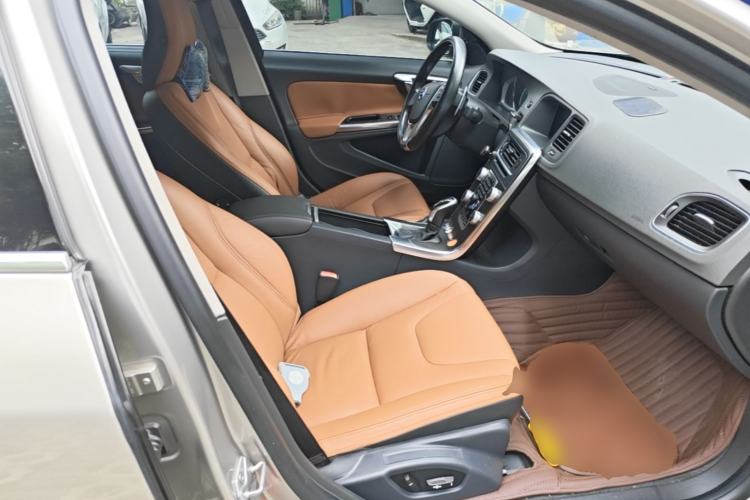 Used Volvo S60 2015 S60L T5 Zhiyue Edition Right Front Seat