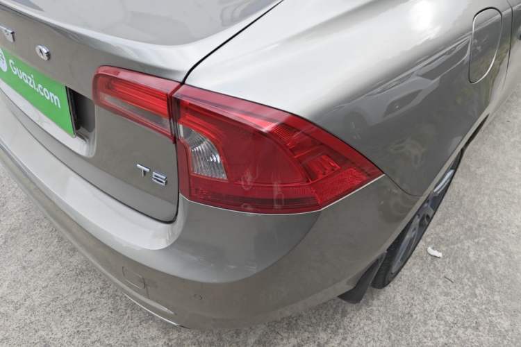 Used Volvo S60 2015 S60L T5 Zhiyue Edition Right Rear Taillight