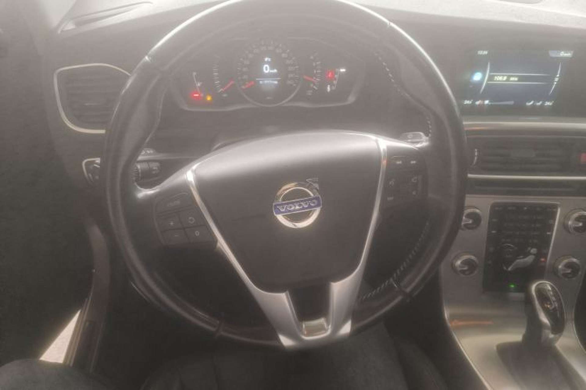 Used Volvo S60 2015 S60L 2.0T Zhiyuan Edition Steering Wheel