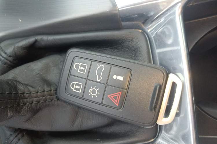 Used Volvo S60 2015 S60L T5 Intelligent Drive Edition Vehicle Key