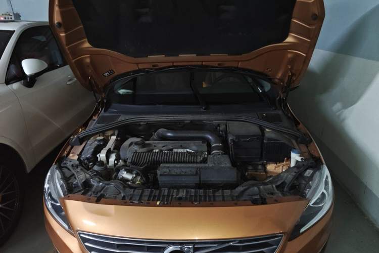Used Volvo S60 2015 S60L T5 Intelligent Drive Edition Engine Bay