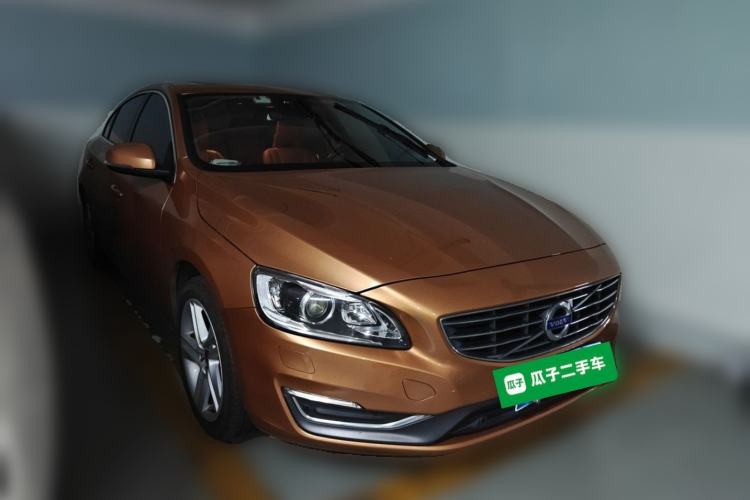 Used Volvo S60 2015 S60L T5 Intelligent Drive Edition Front Right 45 Deg
