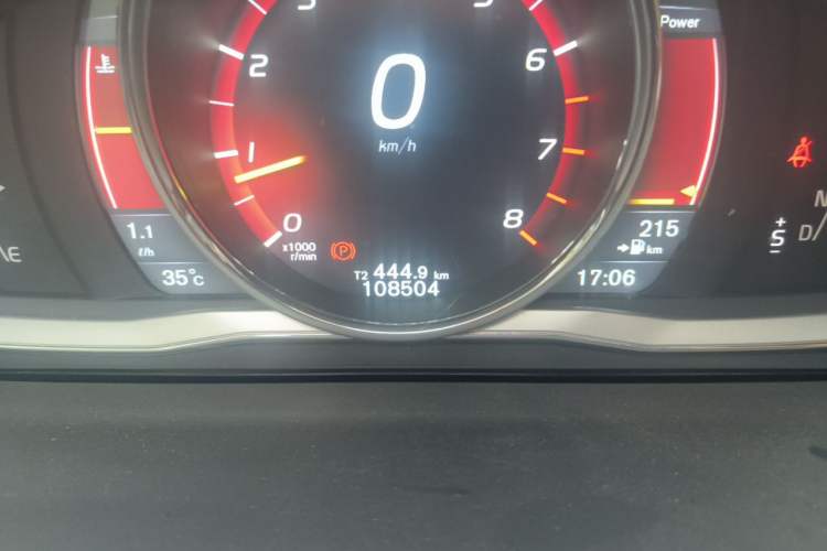 Used Volvo S60 2015 S60L T5 Intelligent Drive Edition Odometer Close Up