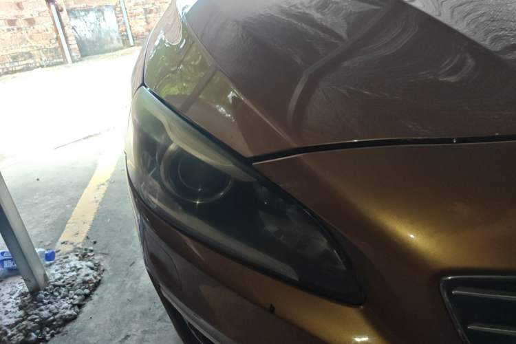 Used Volvo S60 2015 S60L T5 Intelligent Drive Edition Right Front Headlight