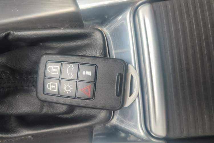Used Volvo S60 2015 S60L T5 Intelligent Drive Edition Vehicle Key