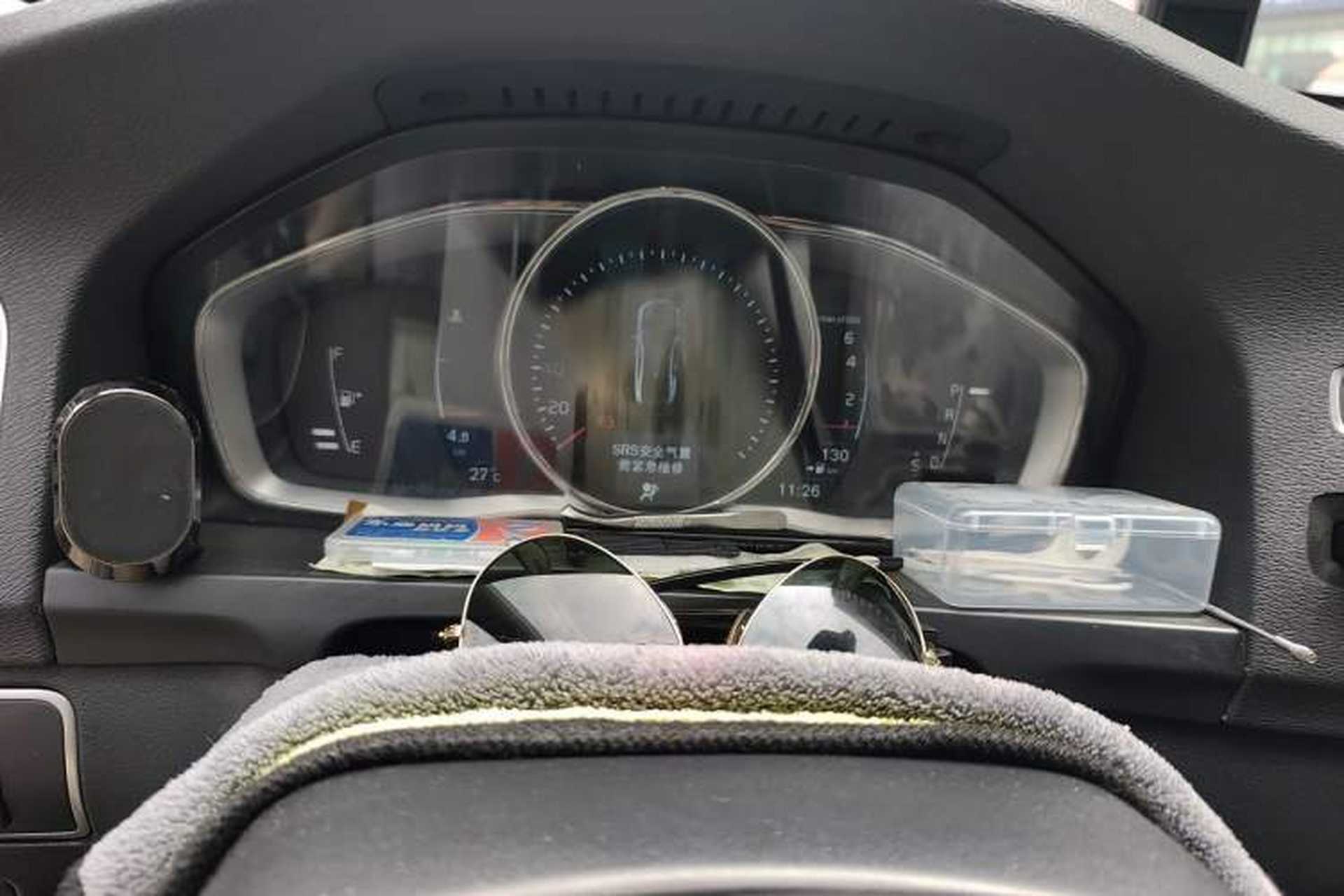 Used Volvo S60 2015 S60L 2.0T Zhiyuan Edition Instrument Cluster