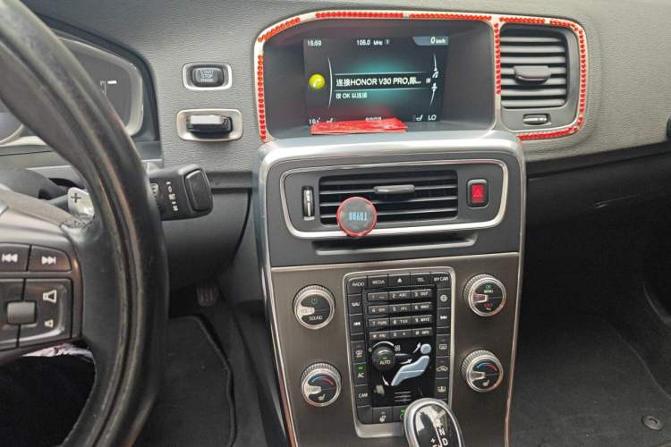 Used Volvo S60 2015 S60L T5 Zhiyue Edition Audio And AC Panel