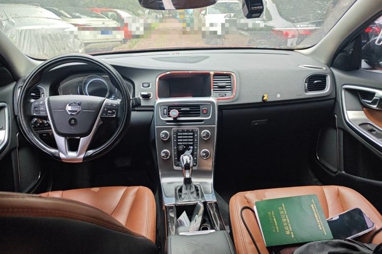 Used Volvo S60 2015 S60L T5 Zhiyue Edition Center Console