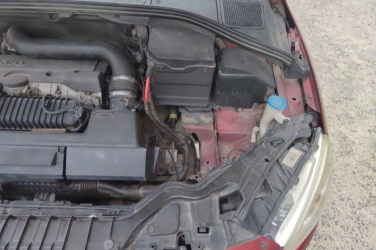 Used Volvo S60 2015 S60L 2.0T Smart Drive Edition Engine Bay Left