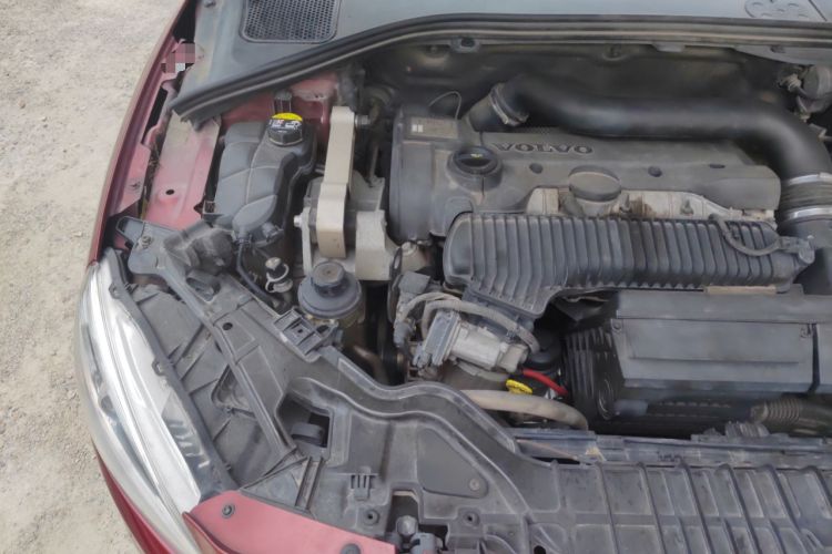 Used Volvo S60 2015 S60L 2.0T Smart Drive Edition Engine Bay Right
