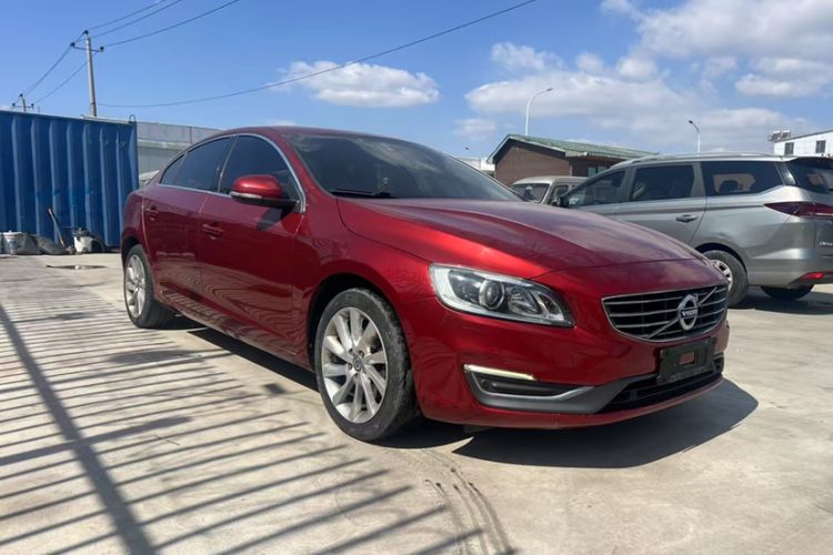 Used Volvo S60 2015 S60L 2.0T Zhiyuan Edition Exterior 2