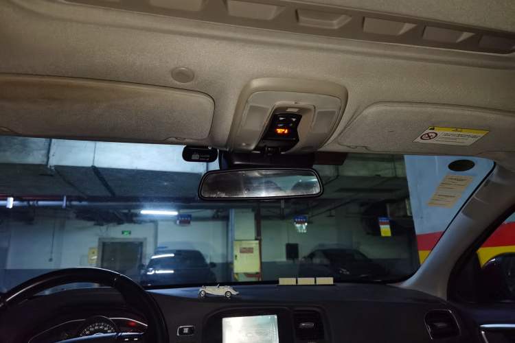 Used Volvo S60 2015 S60L 2.0T Smart Drive Edition Headliner