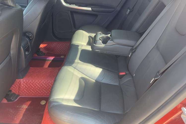 Used Volvo S60 2015 S60L 2.0T Zhiyuan Edition Interior 4