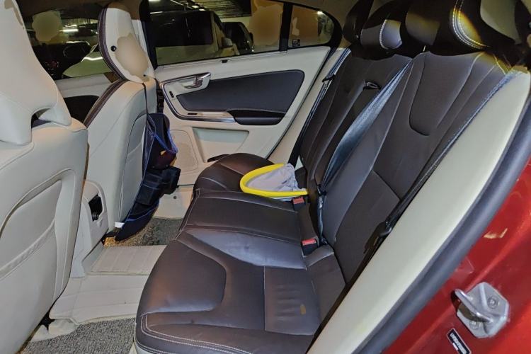 Used Volvo S60 2015 S60L T5 Intelligent Drive Edition Left Rear Seat