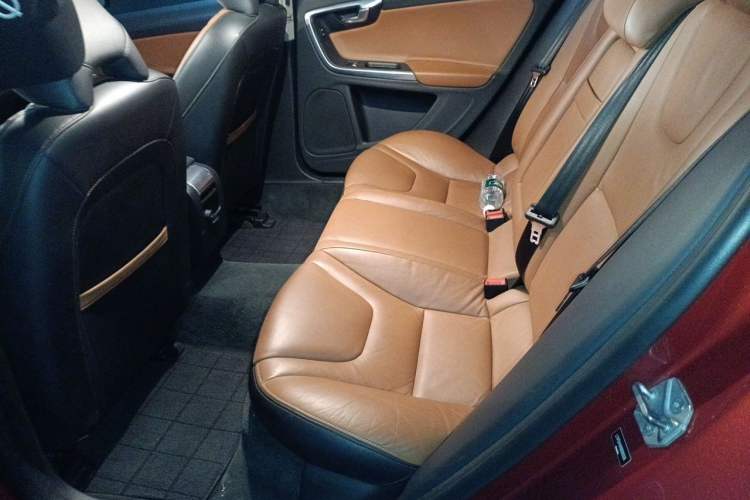 Used Volvo S60 2015 S60L T5 Intelligent Drive Edition Left Rear Seat
