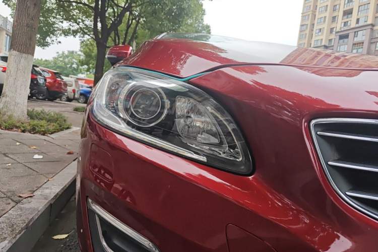 Used Volvo S60 2015 S60L T5 Intelligent Drive Edition Right Front Headlight
