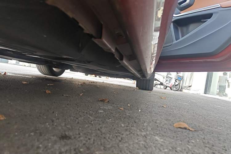 Used Volvo S60 2015 S60L 2.0T Zhiyuan Edition Right Side Sill