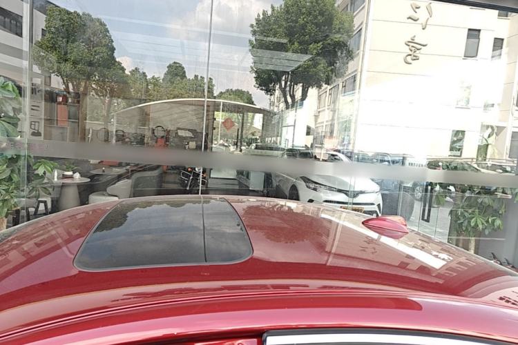 Used Volvo S60 2015 S60L 2.0T Zhiyuan Edition Roof