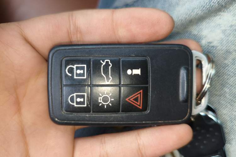 Used Volvo S60 2015 S60L T5 Intelligent Drive Edition Vehicle Key