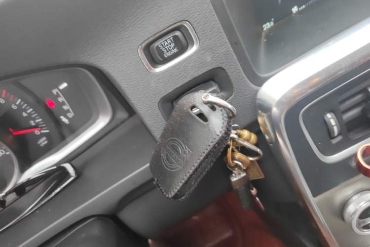 Used Volvo S60 2015 S60L 2.0T Smart Drive Edition Vehicle Key