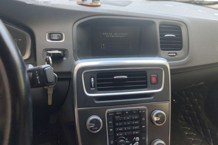 Used Volvo S60 2015 S60L T5 Intelligent Drive Edition Audio And AC Panel