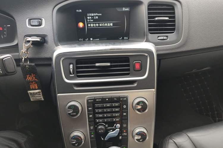 Used Volvo S60 2015 S60L 2.0T Zhiyuan Edition Audio And AC Panel