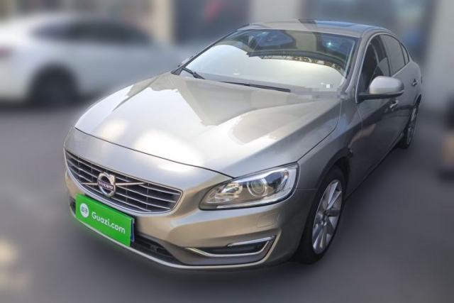 Used Volvo S60 2015 S60L 2.0T Zhiyuan Edition