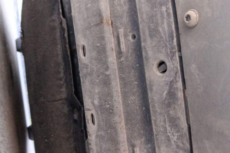 Used Volvo S60 2015 S60L 2.0T Zhiyuan Edition Chassis Front