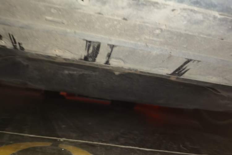 Used Volvo S60 2015 S60L 2.0T Zhiyuan Edition Chassis Front