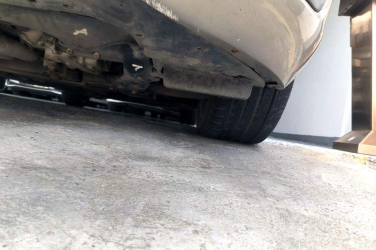 Used Volvo S60 2015 S60L T5 Intelligent Drive Edition Chassis Front Left