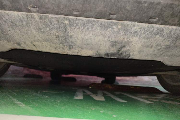 Used Volvo S60 2015 S60L 2.0T Zhiyuan Edition Chassis Front