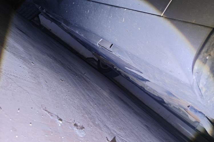 Used Volvo S60 2015 S60L 2.0T Zhiyuan Edition Chassis Front Right