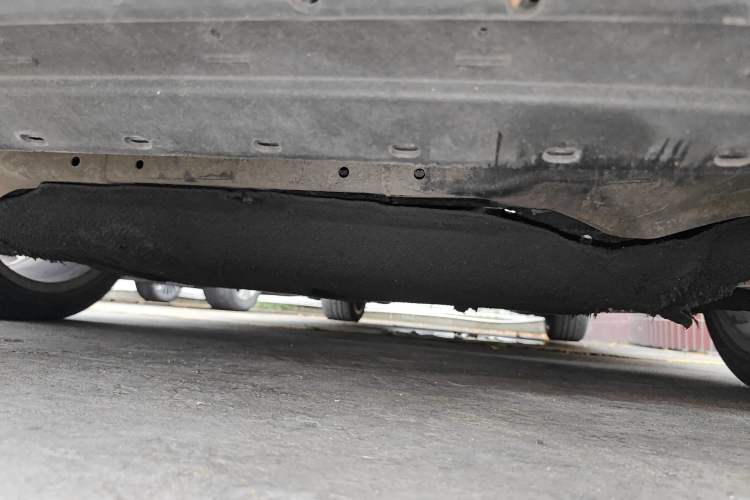 Used Volvo S60 2015 S60L 2.0T Zhiyuan Edition Chassis Front