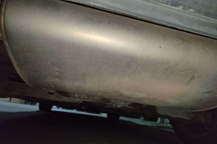Used Volvo S60 2015 S60L 2.0T Zhiyuan Edition Chassis Rear