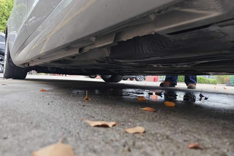 Used Volvo S60 2015 S60L 2.0T Zhiyuan Edition Chassis Rear Left