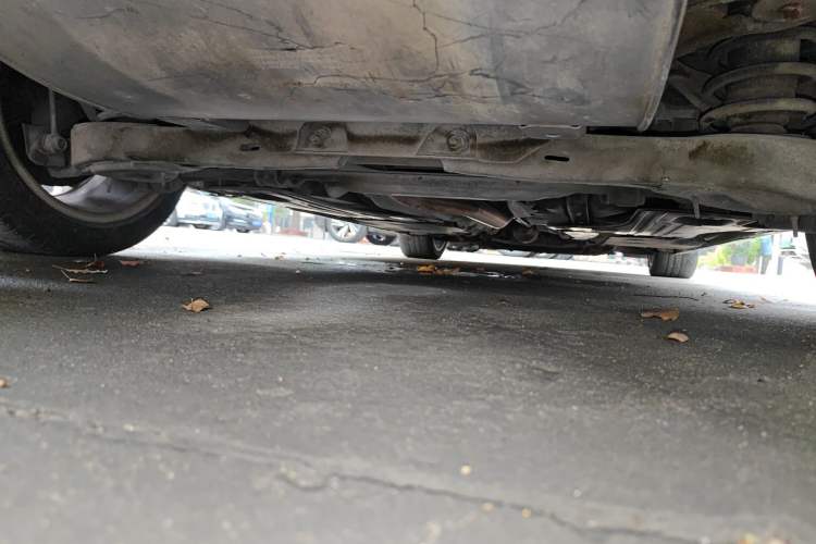 Used Volvo S60 2015 S60L 2.0T Zhiyuan Edition Chassis Rear