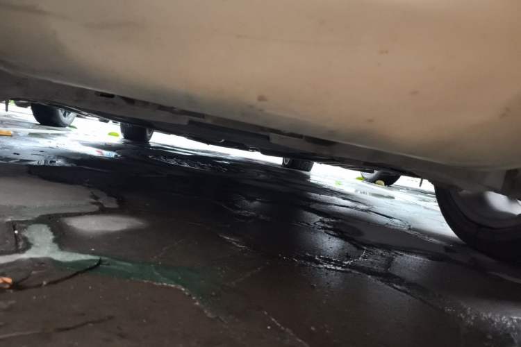 Used Volvo S60 2015 S60L 2.0T Zhiyuan Edition Chassis Rear