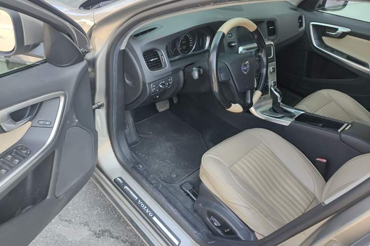 Used Volvo S60 2015 S60L 2.0T Smart Drive Edition Driver Seat