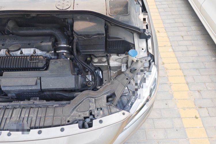 Used Volvo S60 2015 S60L T5 Intelligent Drive Edition Engine Bay Left