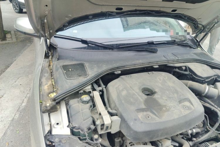 Used Volvo S60 2015 S60L T5 Intelligent Drive Edition Engine Bay Right