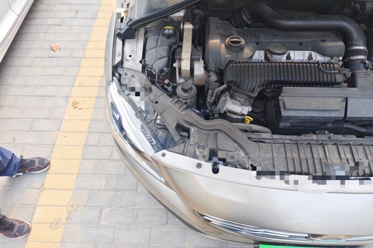 Used Volvo S60 2015 S60L T5 Intelligent Drive Edition Engine Bay Right