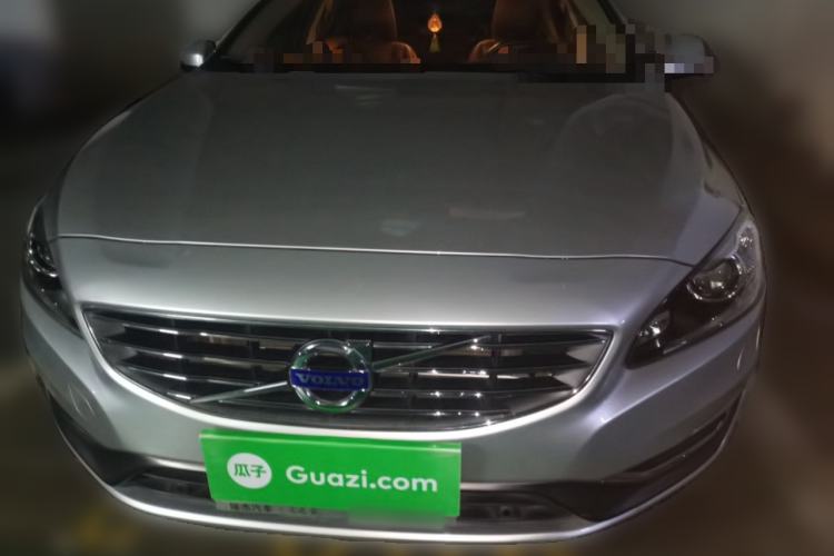 Used Volvo S60 2015 S60L 2.0T Zhiyuan Edition Front