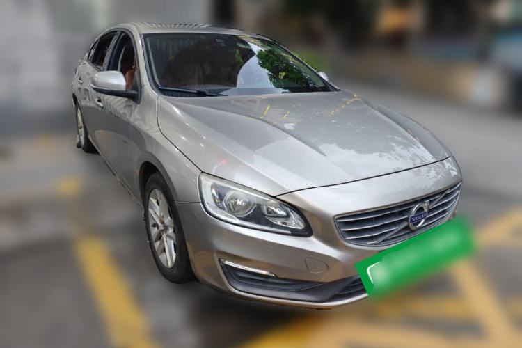 Used Volvo S60 2015 S60L 2.0T Smart Drive Edition Front Right 45 Deg