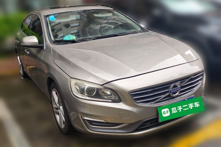 Used Volvo S60 2015 S60L T5 Intelligent Drive Edition Front Right 45 Deg